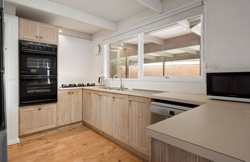 Dromana House | Charming Dromana Cottage