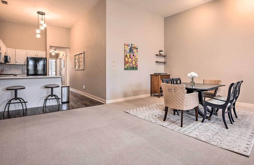 Holland Apartment | Charming Dtwn Holland Escape: Above Crust 54!