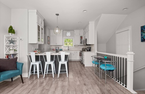 Eastwood House | Charming East Nashville Hideaway | King Bed, 2 Balconies, Pet Friendly, Walkable