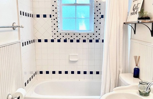 Eastwood Other | Charming East Nashville 3BR - Walk to Dining, Music & Bars
