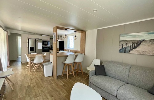 Les Mathes House | Charming ecolodge with heated pool all year round