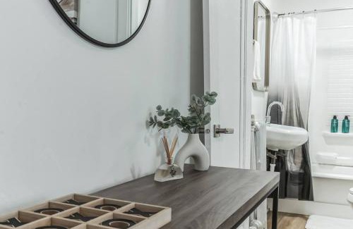 Downtown Rochester Apartment | Charming & Elegant 1bd1bth I Rochester