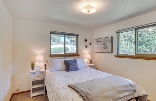 Ellensburg House | Charming Ellensburg Home w/Patio < 1 Mi to CWU!