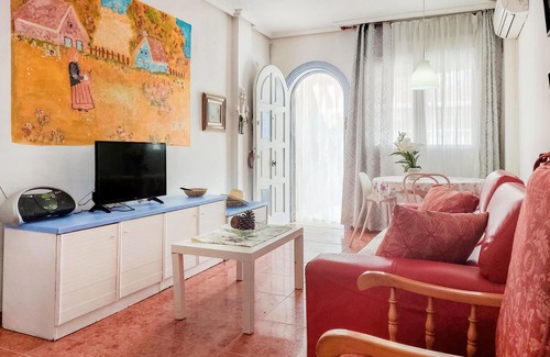 Lo Pagan House | Charming, spacious cottage near the beach.
