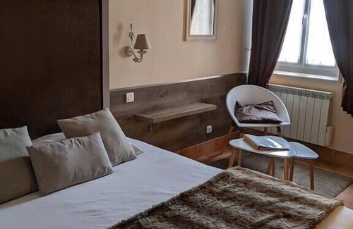 Flacey Hotel | Charming estate just 1h30 from Paris