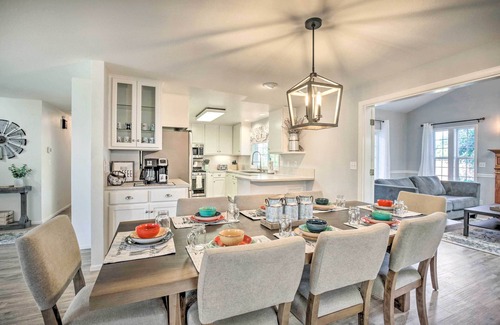 Central Oregon House | Charming Eugene Home w/Fire Pit: 8 Mi to UO!