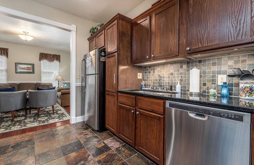 Galena House | Charming Fall Stay on Prospect St ~ Walkable 2 Downtown Galena w/Parking!
