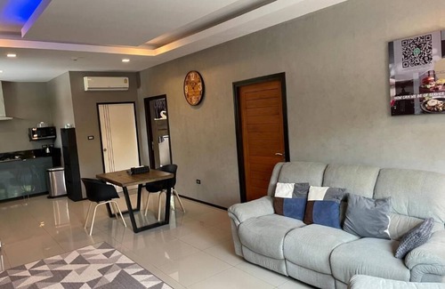 Ban Chang Condo | Charming Family room Ban Chang, Thailand - Perfect Getaway