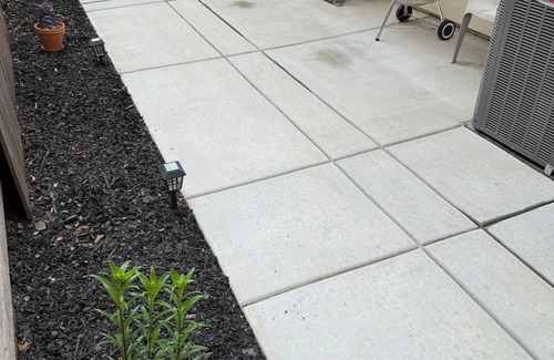 Elk Grove House | Charming family-friendly 2-bedrooms with Jack & Jill bathroom near Sky River.