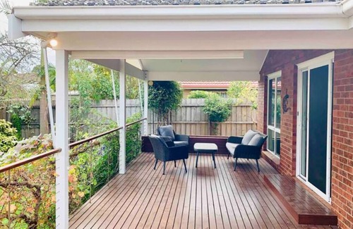 Wheelers Hill House | Charming Family Home near Monash Uni/Glen