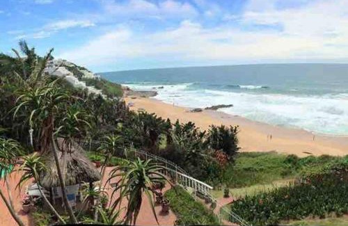 Ballito House | Charming Family Holiday Home Private Beach