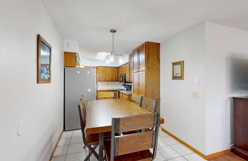 Bentonville House | Charming Family Home with Pet-Friendly Yard and Modern Comforts