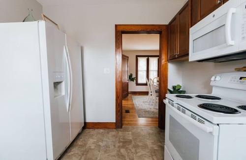 Johnson City House | Charming Family Retreat in Johnson City