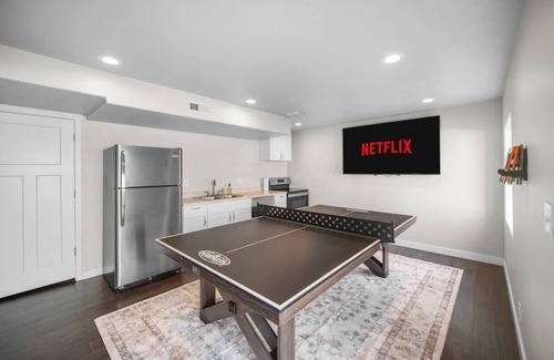 South Jordan House | Charming Family Stay w Arcade Theatre, Ski Haven! Walking trails and river walk