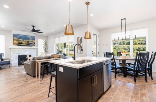 Deer Mountain House | Charming Family Townhome Near Park City and Concierge!