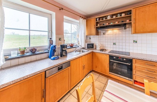 Brisy Other | Charming Farmhouse in Brisy