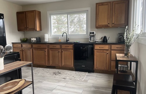 Kendall Other | Charming farmhouse with 4 bedrooms, indoor pool, WiFi and AC in soothing Otsego