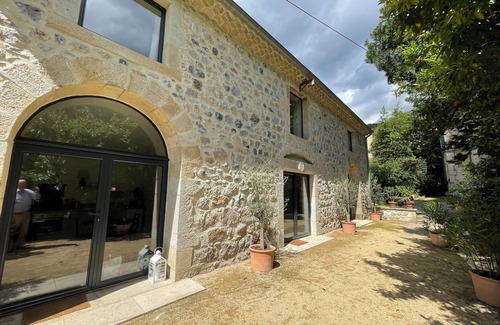 Vals-les-Bains Cottage | Charming Firmin Cottage house in Vals les BainsnSeasonal rental for 6 pers