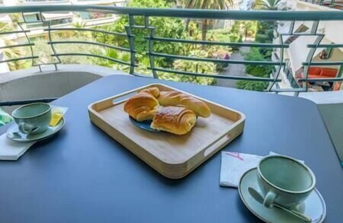 Gambetta Apartment | Charming flat, 2Bedrooms, renovated, sea view, AC