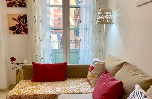 Sant Blai Apartment | Charming Flat @ Historic Centre &short walk to Beach