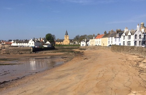 Anstruther Apartment | Charming Flat with Harbor View in Picturesque Fishing Village.