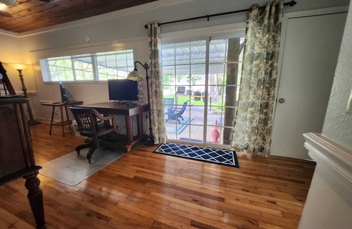 Port St. Joe House | Charming Florida Cottage – Steps from St. Joe Bay with Top-Notch Amenities!