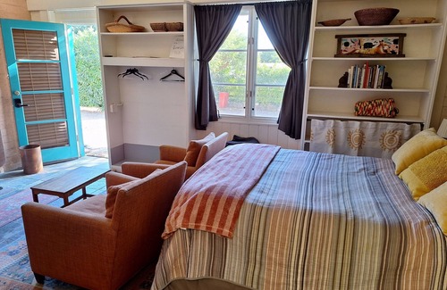 Toro Canyon Apartment | Charming Foothills Studio with WiFi in Carpinteria