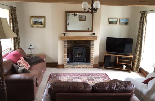 Wick Cottage | Charming four double-bedroom stone-built cottage in beautiful Vale of Glamorgan