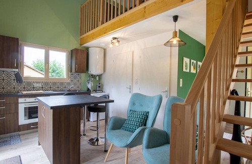 Cenac-et-Saint-Julien Apartment | Charming Retreat for 2 in Dordogne with Terrace, Garden, and Modern Amenities