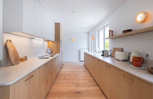 Le Touquet-Paris-Plage Villa | Charming Villa with Pool and Pets Allowed in the Heart of Le Touquet