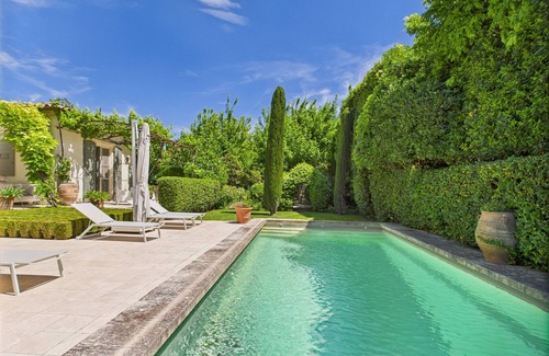 Maussane House | Charming Village House with Pool in Maussane - Walk to Shops & Sites