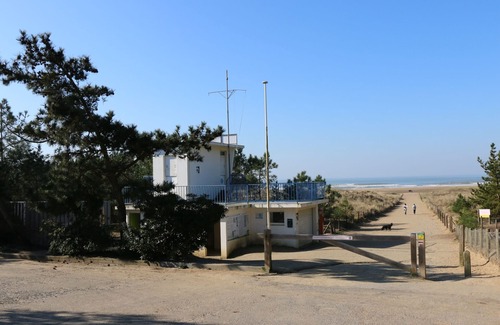 Saint-Brevin-l'Ocean House | Charming Beach House for 5 - Close to Amenities, 3 Bedrooms, BBQ, Parking, Near Main Beach