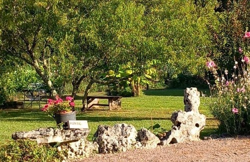 Saint-Front-la-Riviere Cottage | Charming 3BR House with Garden, Terraces, and Bikes Near Brantôme