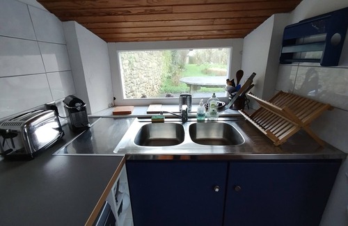 Saint-Gildas-de-Rhuys House | Charming fisherman's house, 4 ppl, near beach, garden, Wifi