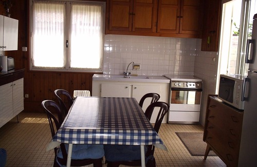 Saint-Georges-de-Didonne Apartment | Charming studio in a quiet location