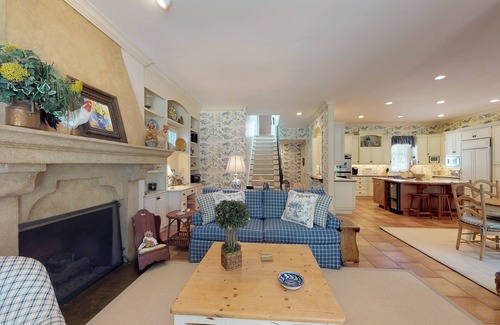 Sea Island House | Charming French Country Inspired Beach Cottage