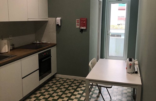 Leixões House | Charming full house by the sea - 5 bedrooms all with private bathroom.