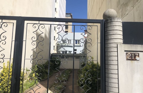 Leixões House | Charming full house by the sea - 5 bedrooms all with private bathroom.