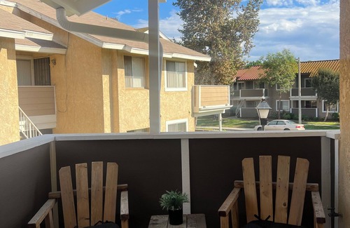 Ontario Apartment | Charming full studio in Ontario with AC