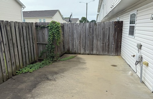 Greenville House | Charming fully furnished 3-bedroom townhome in Greenville