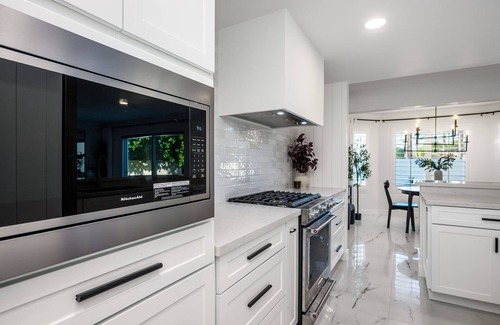 Palm Desert House | Charming fully remodeled 4-bedroom house with fitness room, pool and spa.