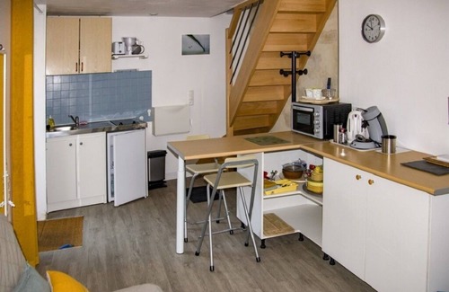 Bernieres-sur-Mer House | Charming furnished apartment, Normandy coast, 400m from the beach