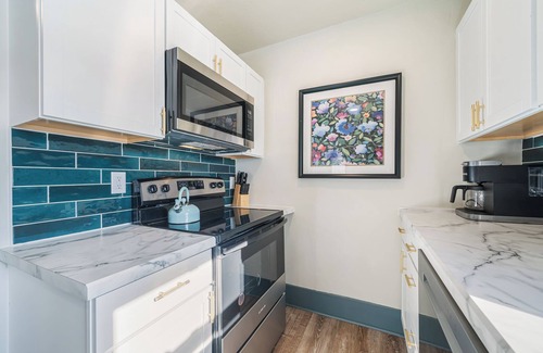 Appleton Apartment | Charming, Furnished Retreat with a Yard—Just Minutes from Downtown Appleton