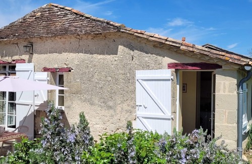 Agnac House | Charming gîte near Eymet