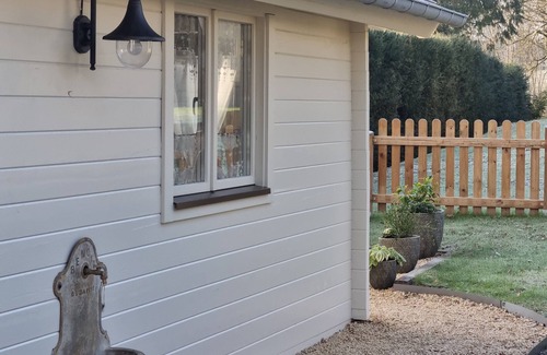 Grosrouvre House | Charming gîte - rated 3* in Montfort l'Amaury