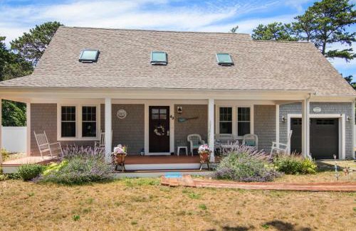 Eastham House | Charming Getaway with Hot Tub Dog Friendly
