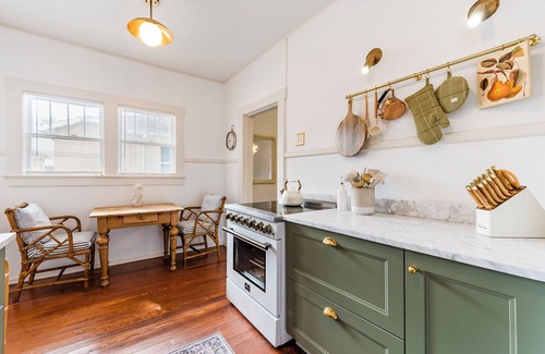 Gillespie Park House | Charming Gillespie Park Bungalow with Pool in Downtown Sarasota