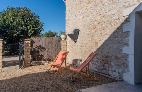 Brizambourg House | Charming Gite: "Chai Nous"