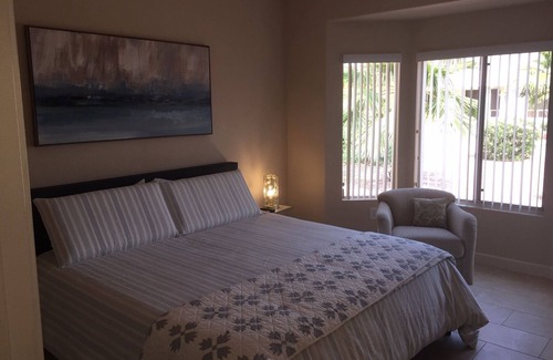 Sun City Grand-desert Horizon House | Charming golf-course community home