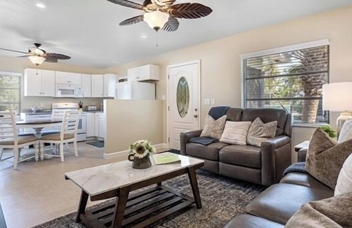 Sanibel Cottage | Charming Ground-Level Retreat at Sanibel Shore-Walk to the Beach